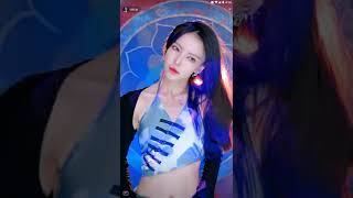 小鹿乱撞.20220606161344