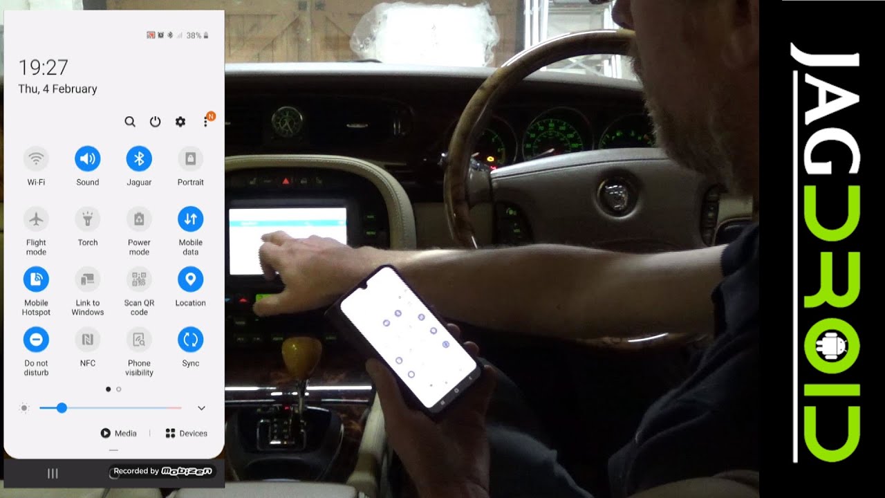 Automatically activate the WiFi Personal Hotspot on your phone using