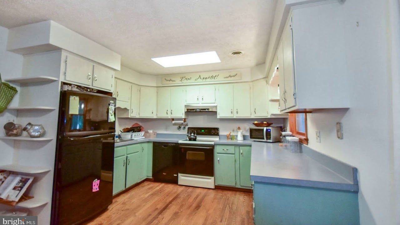 233 Budding Dogwood Bunker Hill Wv 25413 Single Family Real