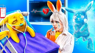 ¡Hospital Pokémon! ¡Merlina Addams y Vampiro en Hospital Pokémon! Pokémon en la vida real!