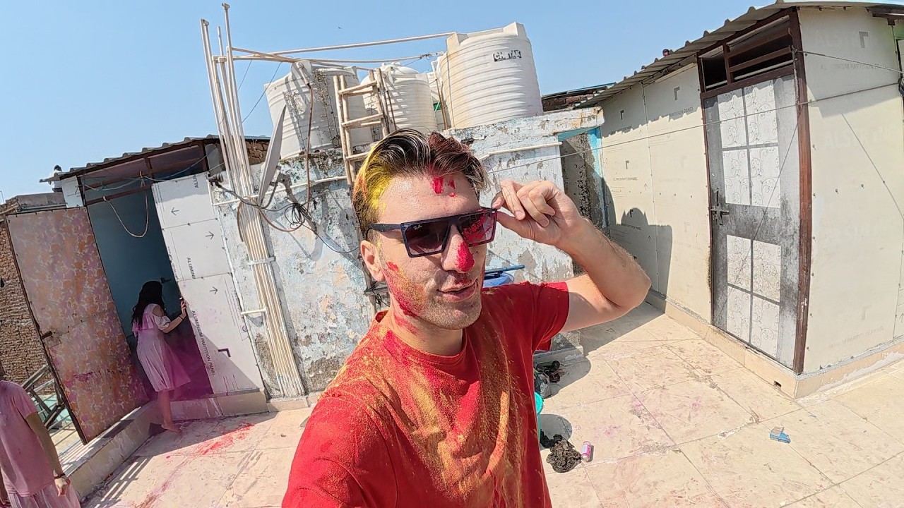 Atacat și buzunărit în cea mai nebună sărbătoare din India 🇮🇳