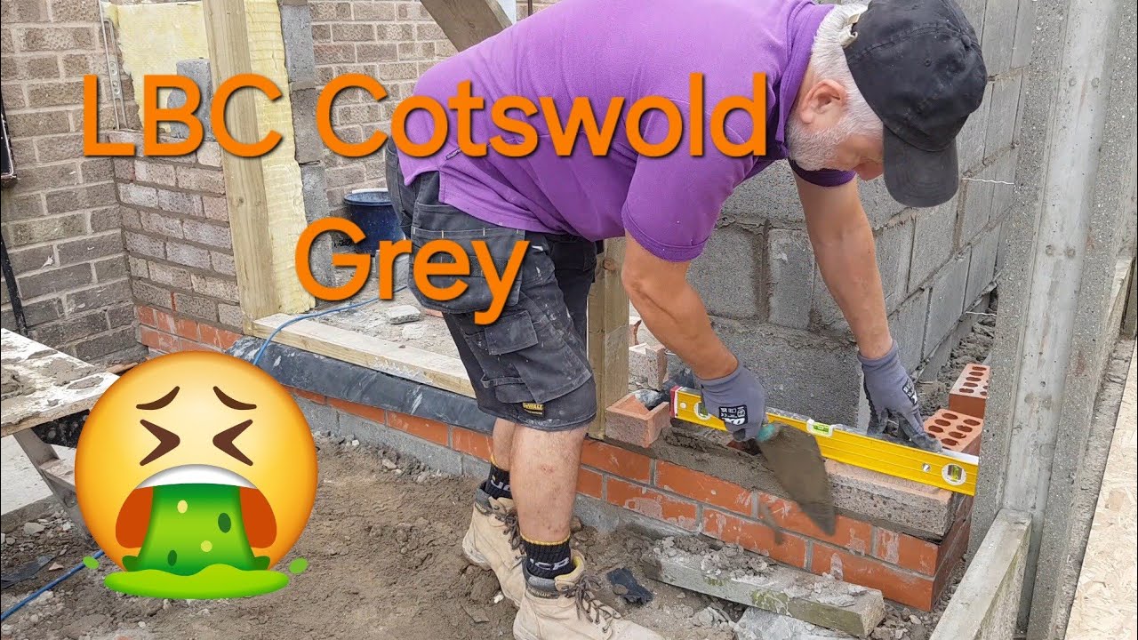 Looking like an extension now, #bricklaying, #bricky,#build - YouTube
