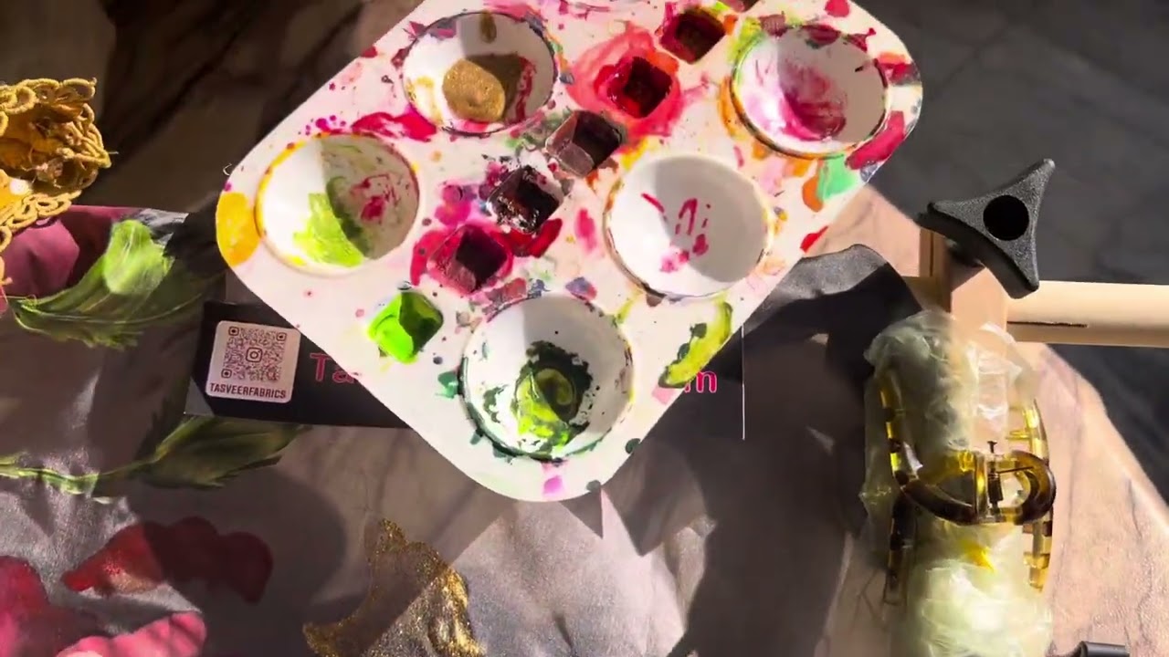 Glitter fabric paints 