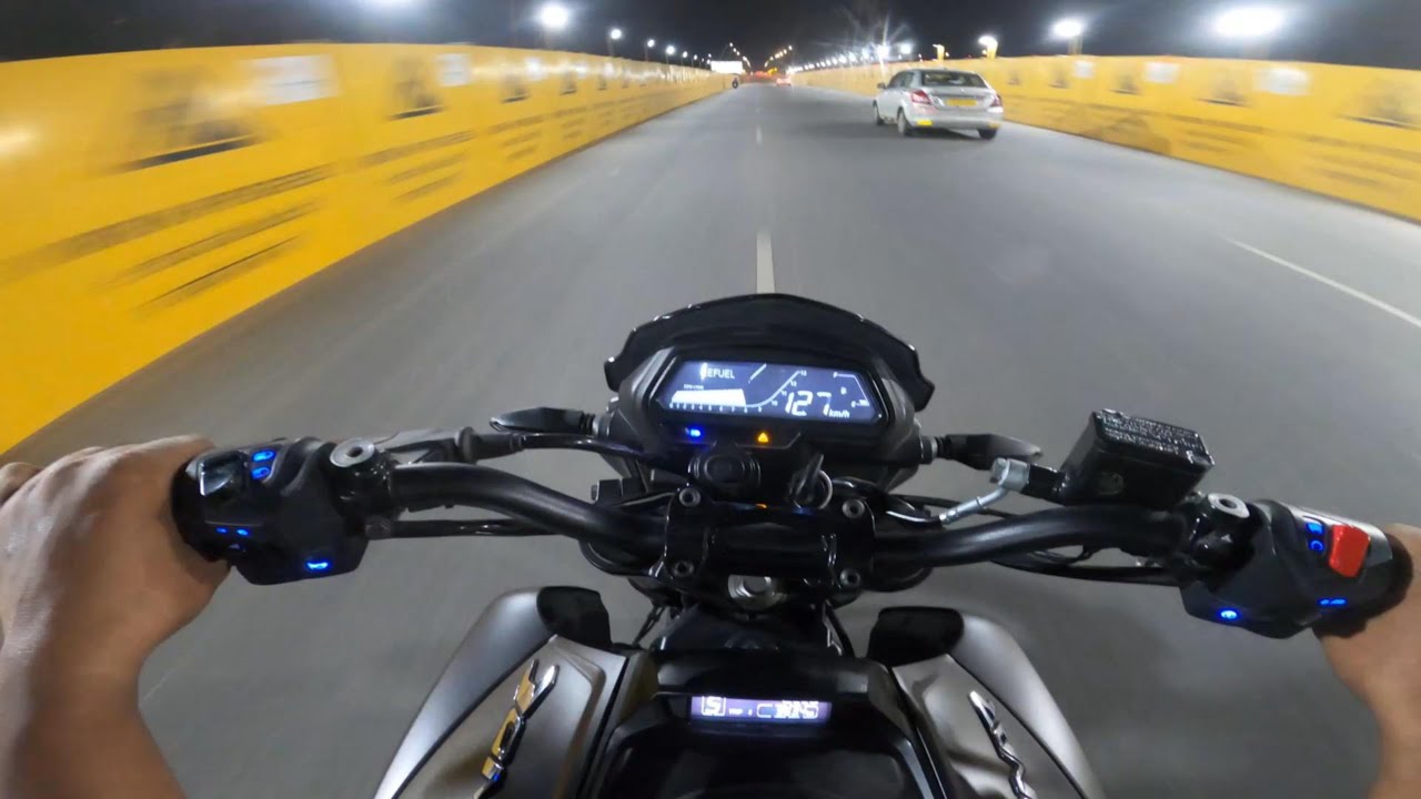 BAJAJ DOMINAR 400 BS6 POV | LATE NIGHT RIDE | BANGALORE | 