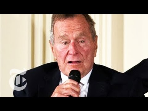 President Obama Pays Tribute to George HW Bush at White House | The New York Times