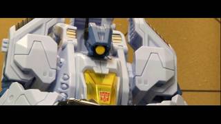 Whirls Laptop  | Transformers Stop Motion Animated Short