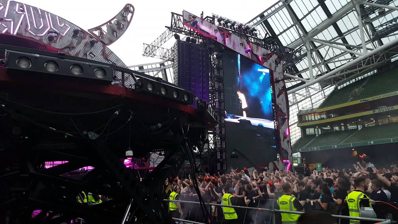 AC/DC - Whole Lotta Rosie - Aviva Stadium, Dublin 2015 - YouTube