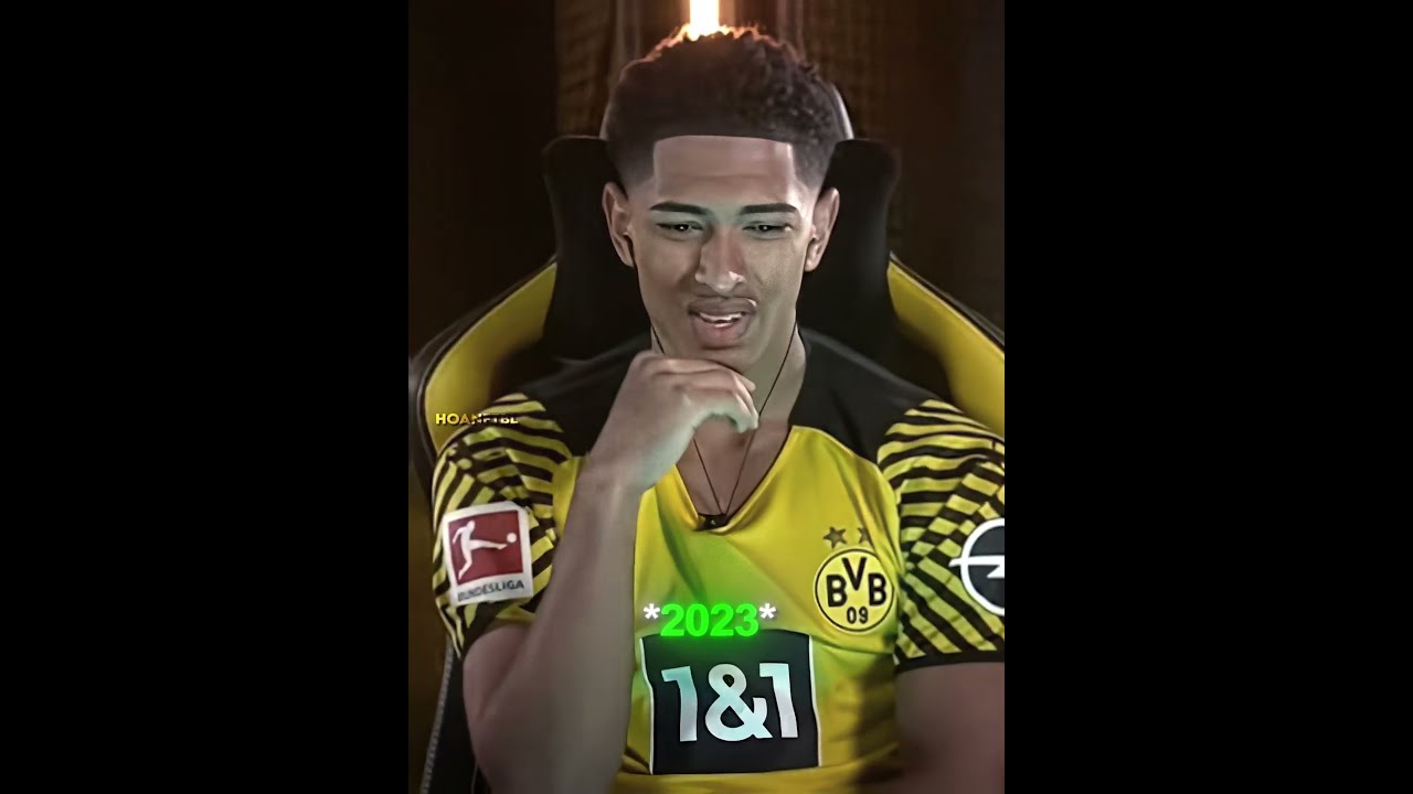 Ronaldo Turns Bellingham Into His Fan 