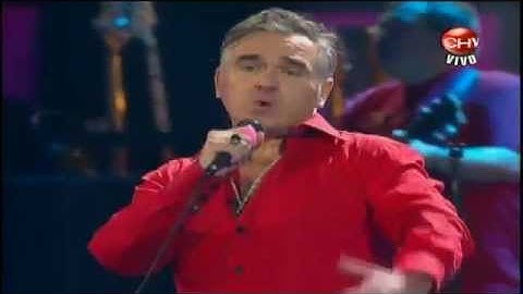 Morrissey - I Know Its Over en Viña del Mar (CHILE 2012)