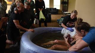 Silent home waterbirth surrounded by friends and family during pandemic