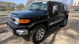 Новый Toyota FJ Cruiser 2022г, 4.0i, цена 6.000.000 рублей.