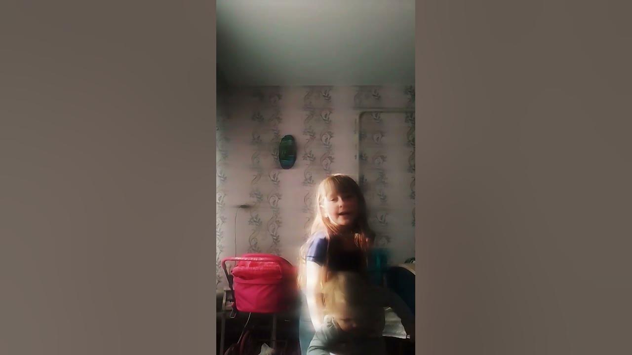 эту девочку зовут Алёна - YouTube