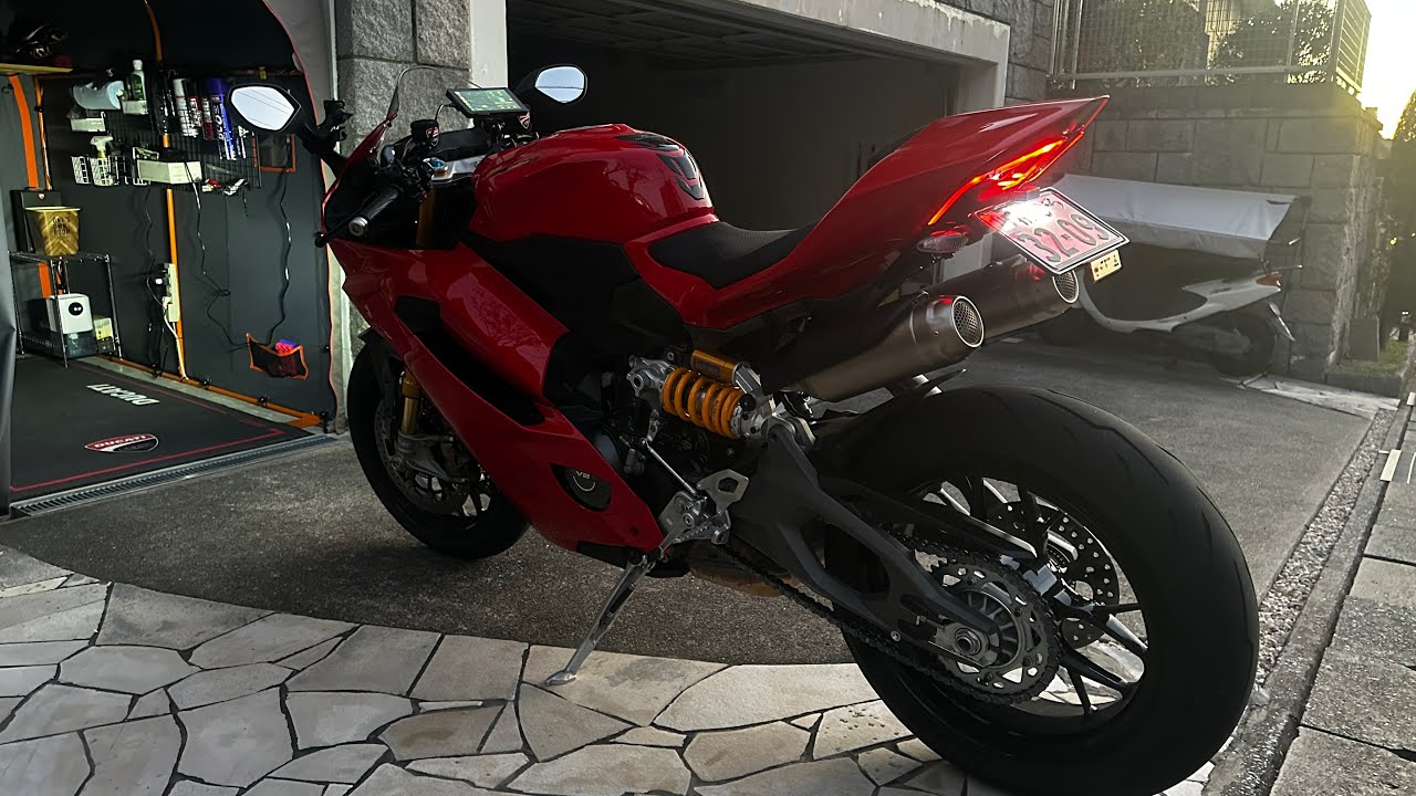パニガーレV2S 納車一週間後動画