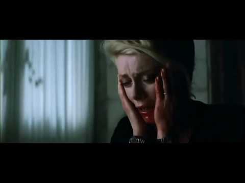 The Hunger 1983 - Miriam Blaylock and Dr. Sarah Roberts (HD)