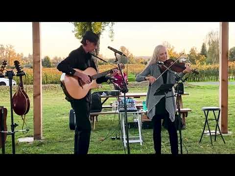 Cady & Murphy Hardly-Strictly Irish ~ Paddy Fahey's Reel