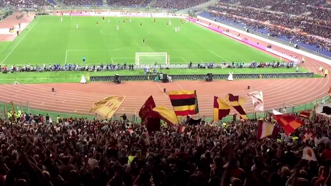 Dentro lo stadio ti sostengo.. coro ASRoma della Curva Sud. Roma - Juve