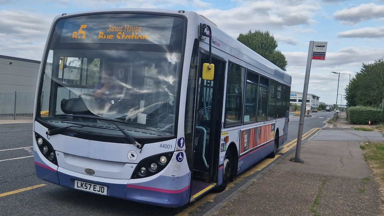 *Non-TFL November S2 EP30* | First Essex 44001 LK57EJD Bus Route B5 | ADL Enviro 200 Allison Euro 4