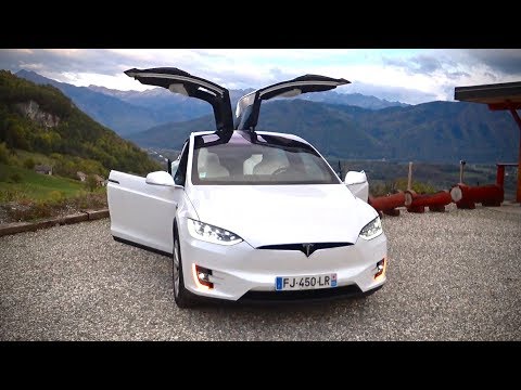 Vidéo: Comment faire le mode fête sur Tesla ?