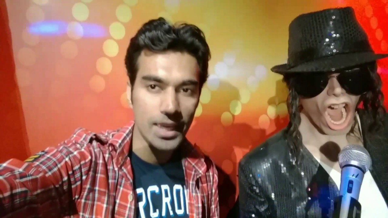 R City Mall/WAX MUSEUM YouTube