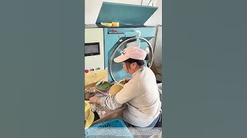 Orchestrating Light: The Layered Geometry Inside a Display Shell