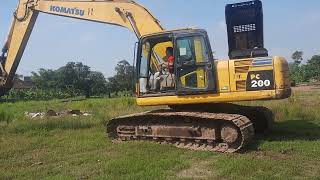Tes Excavator Komatsu Pc 200 - 8 Thn 2010 Sidoarjo Jawa Timur.