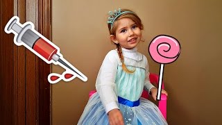 ЭЛЬЗУ болит живот/Эльза у доктора/Играем в доктора/FROZEN ELSA vs DOCTOR/Видео для детей ЭЛЬЗУ болит живот/Эльза у доктора/Играем в доктора/FROZEN ELSA vs DOCTOR/Видео для детей