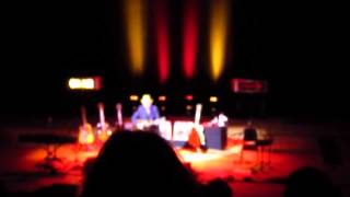 Elvis Costello 6-14-14 No Dancing