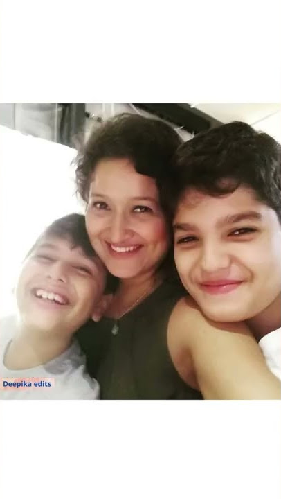 Actress Laila family photos