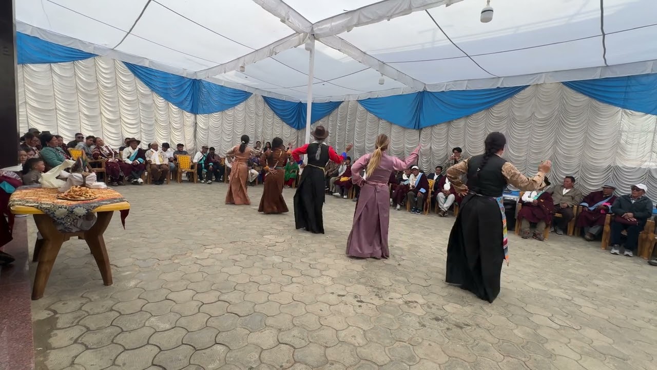 Amazing performance by nyinba girls. Gyalpo losar 