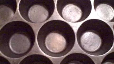 铸铁杯状锅的优点，缺点和使用技巧