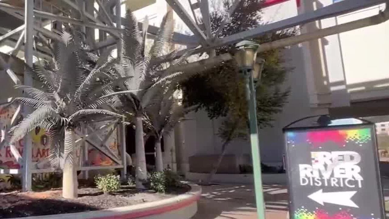 Shreveport council OKs open containers in Red River District