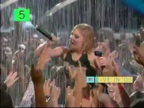 Download Kelly Clarkson - Since U Been Gone 2005 MTV VMA's