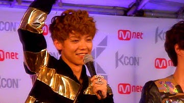 [FANCAM] 121013 EXOM AT KCON FANSIGN GREETINGS