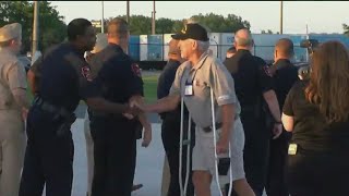 'Heroes welcome' Tampa Bay veterans return home following first-ever visit to Washington D.C.