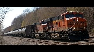 BNSF 6885 & 8120 lead EB CSX Crude Oil Train @ Sheridan, NY in 4K