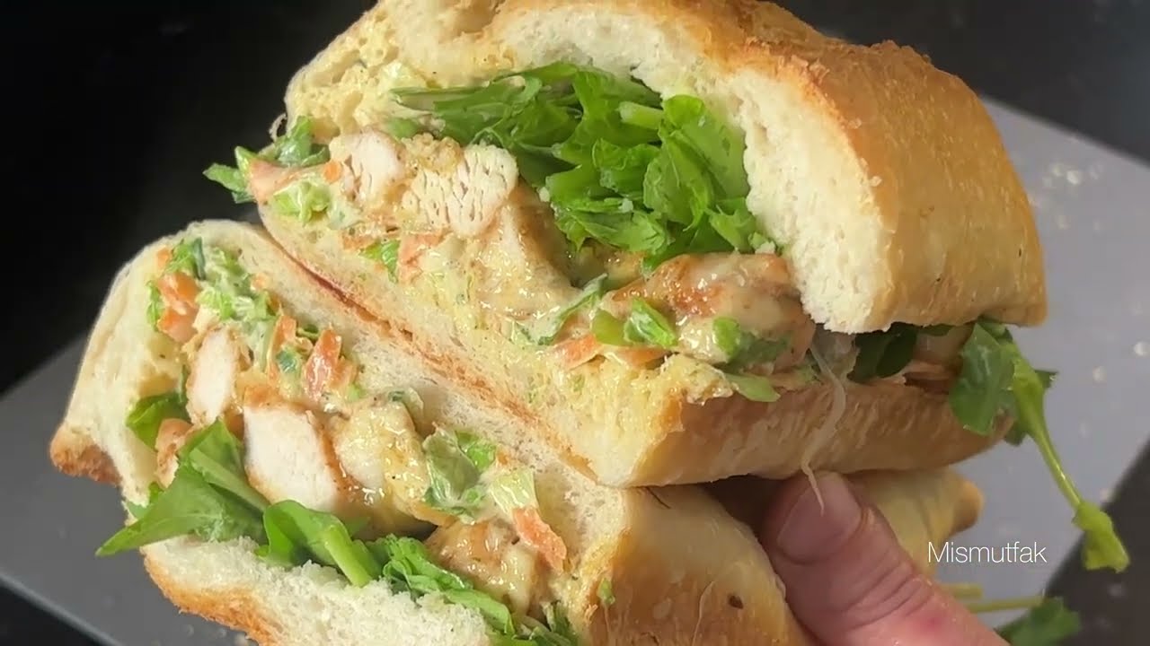 EN KOLAY YEMEK ✅ LEZZETLİ TAVUK SANDVİÇ TARİFİ HIZLI VE PRATİK EKMEK ARASI TAVUK YAPIMI