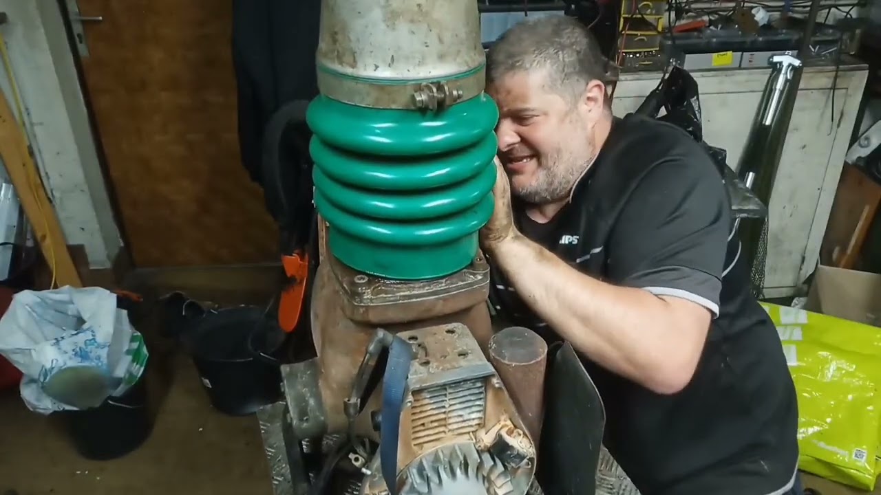 réparation Jumping jack pilonneuse WACKER bellows replacement werke BS65Y Bing 33