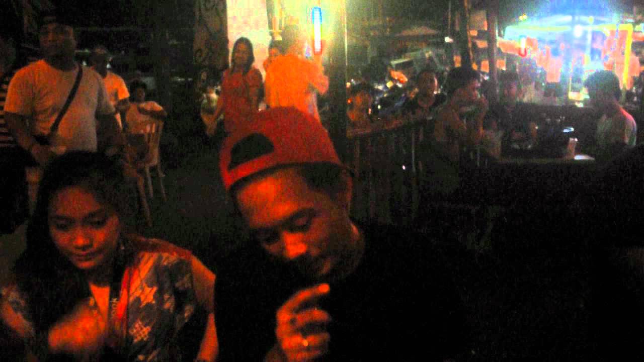 Pass the mic from the left hand side "A Night With An Emcee" event..