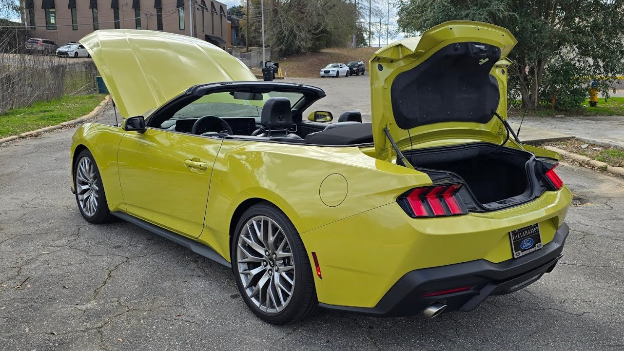 ✅️ 2025 Ford Mustang Ecoboost Premium Convertible Exterior/Interior Review