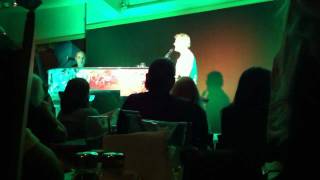 Watch Phil Vassar John Wayne video
