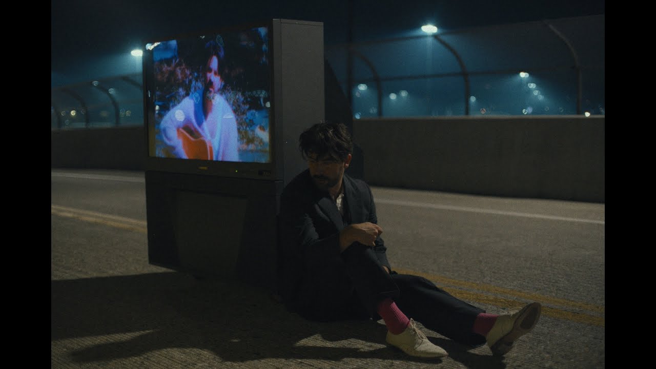 Ver The Undercover Dream Lovers - making you proud en YouTube Ver The Undercover Dream Lovers - making you proud en YouTube