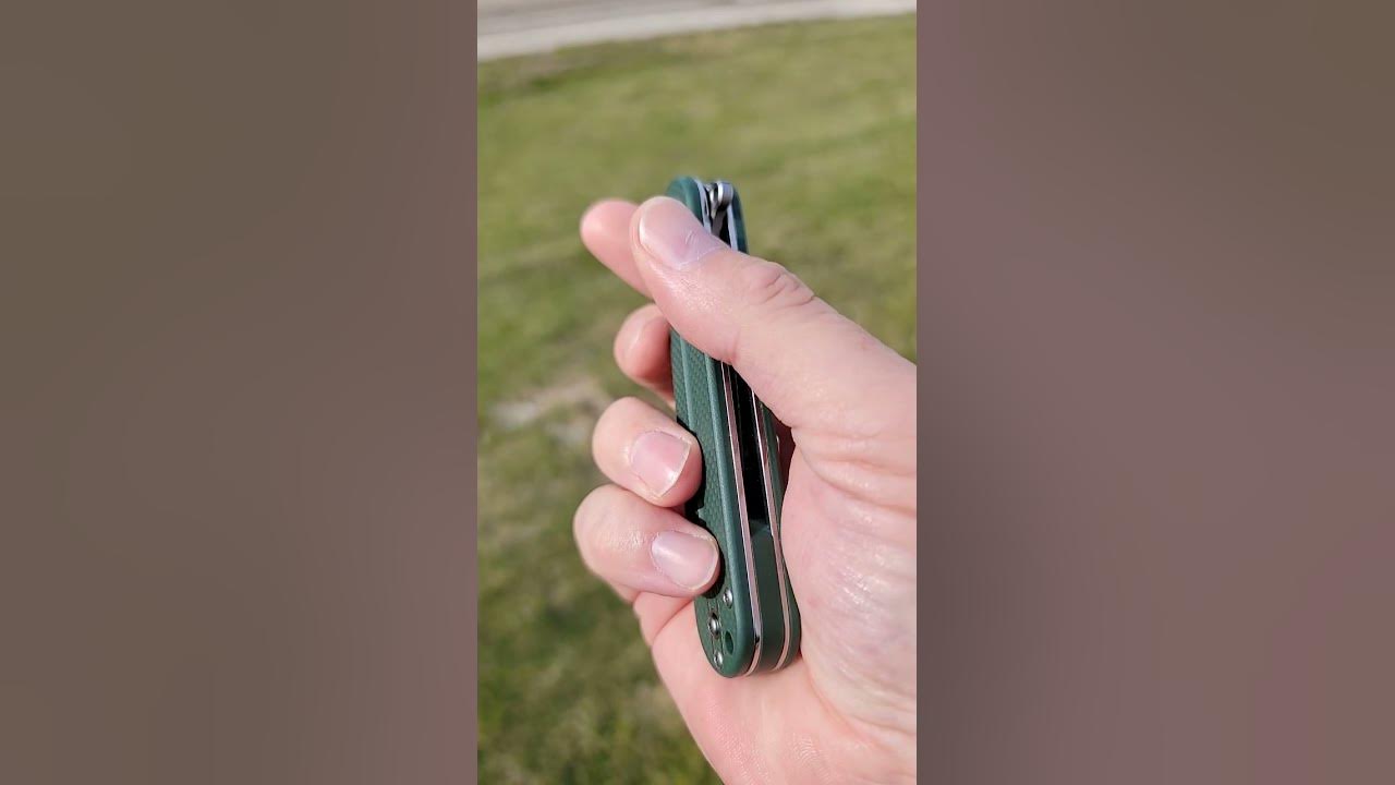 Under 30! Great Gift Knife! Full Vid On Beez Blades YouTube