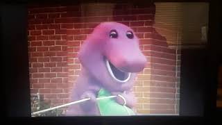 Barneys Game Of Tug-Of-War