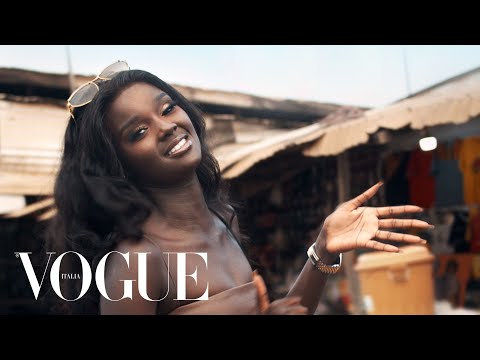 Video: La Modella Plus Size Posa Per La Copertina Di Vogue In Un Completo Trasparente