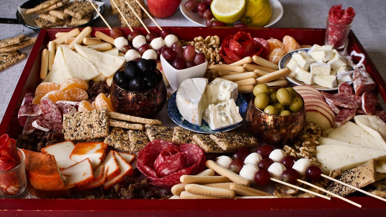 Идеальная закуска: Сырная доска для вечеринок. Каждый хочет перекусить!