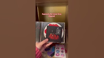 Here’s My CD Collection💿(subscribe so I can afford to get more CDs)