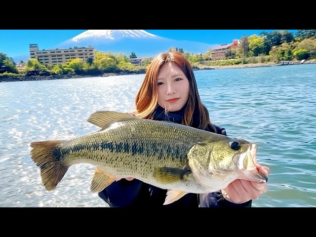 表層バイト炸裂？！真夏の河口湖でバスを釣るには？ - YouTube