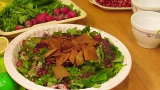 سلطة الفتوش   (على طريقتي الخاصه)  Fattoush Salad