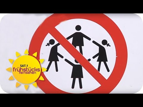 Video: Restaurant In Deutschland Verbietet Kinder Nach 17.00 Uhr