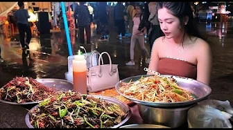 Exploring Cambodia’s Night Market 🌙  Best Street Food in Phnom Penh 2025